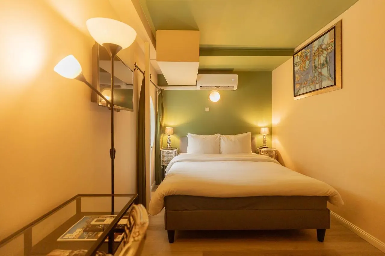 FLOATS by H2OTEL Rotterdam