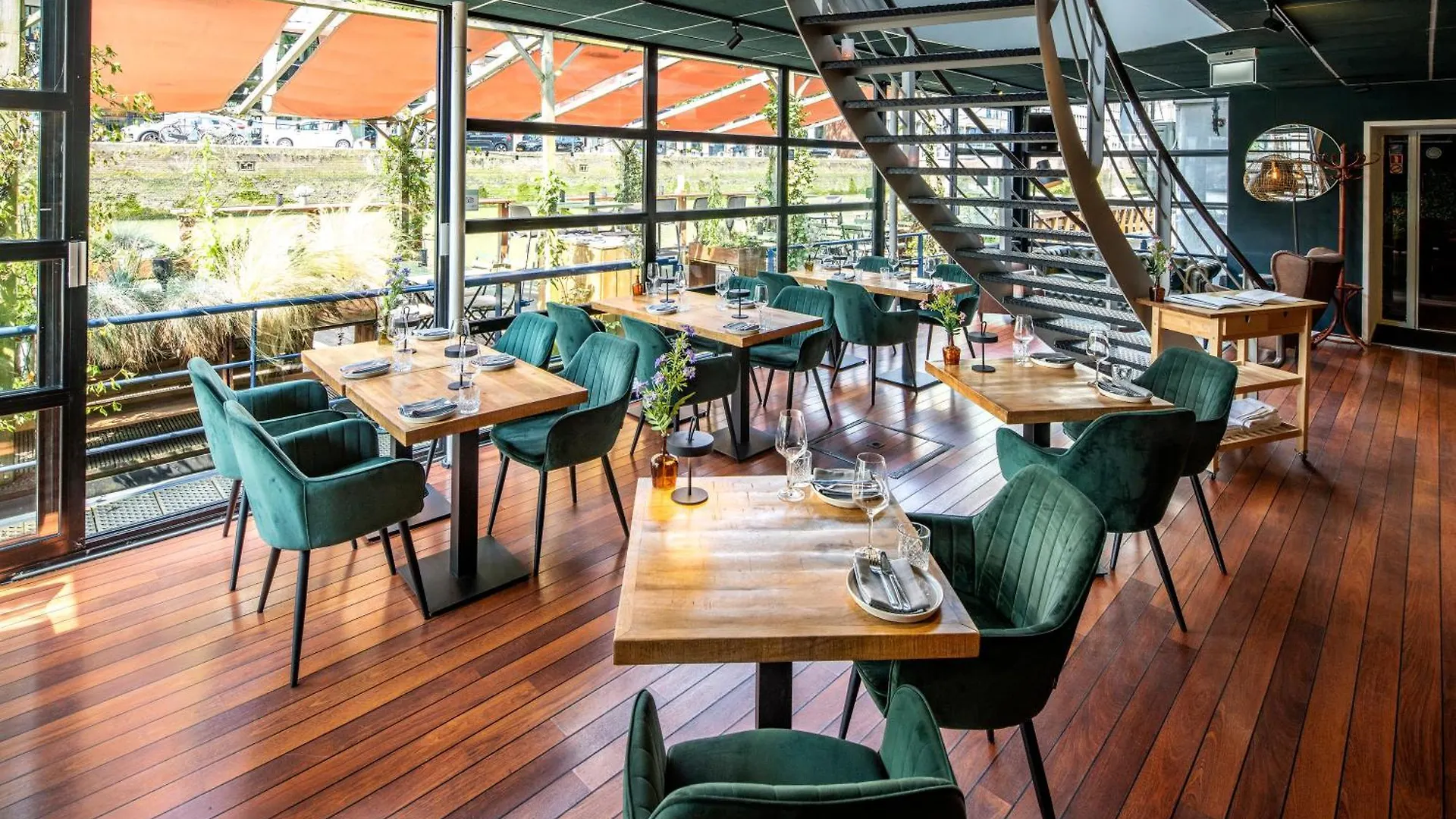 H2OTEL Rotterdam 3*,  Nederland