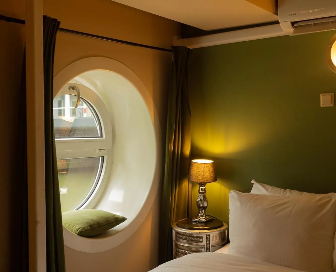 *** Hotel Floats By H2Otel Rotterdam Netherlands