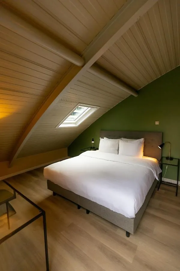 FLOATS by H2OTEL Rotterdam Netherlands
